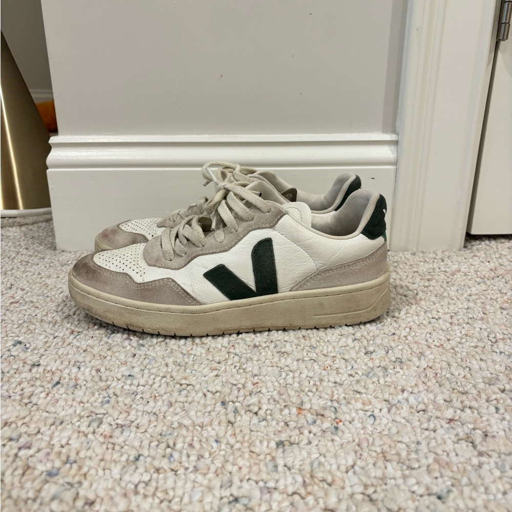 Veja Cream and Dark Green Sneakers